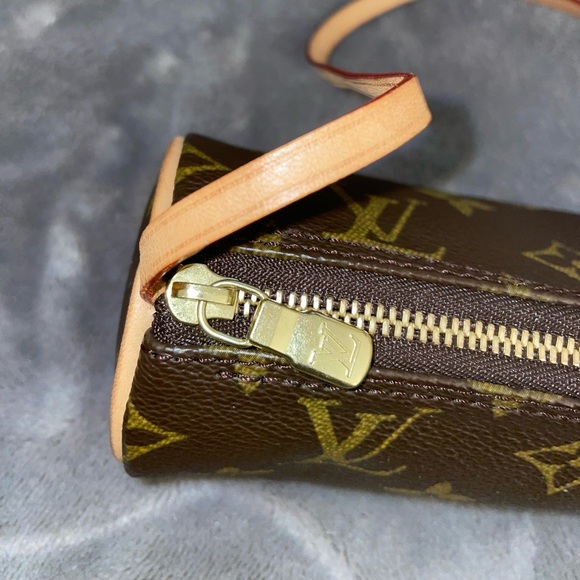 SOLD: Louis Vuitton Mini Pochette Papillon - Picture 4 of 11